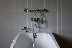 Мэр Орлов сообщил, что екатеринбуржцам вернули воду