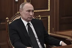 Директор «Левада-центра»: Рейтинг Путина падает, потому что власть отобрала у россиян будущее