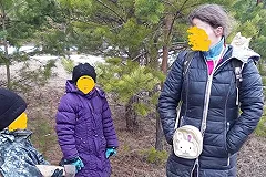 В Свердловской области семья с 3 детьми сбежала в лес, спасаясь от коронавируса