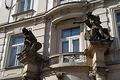 Число половых партнеров у россиян до вступления в брак подсчитали в Минздраве