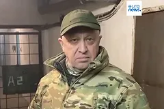 В метро Екатеринбурга появились баннеры с рекламой ЧВК «Вагнер»