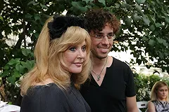 «Примадонна» российской эстрады Алла Пугачева отмечает юбилей