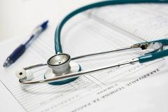 В Свердловской области врача обязали вернуть больнице почти 200 тысяч за отказ в ней работать