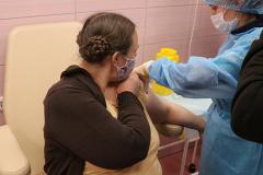 Екатеринбуржцам вновь не удаётся привиться от коронавируса из-за нехватки вакцины