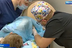 Медики высказали версию, почему родители Миши Бахтина отказываются от консилиума врачей