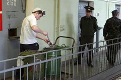 Шесть пациентов тюремной лечебницы сбежали в Первоуральске