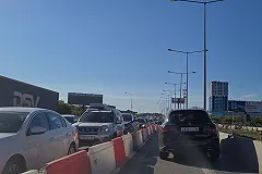 «Не выдержал и решил идти пешком»: Россельбан и Уктус встали в огромную пробку