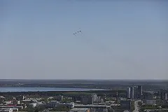 В Екатеринбурге внезапно отменили воздушную часть парада Победы