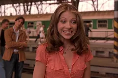 «Звезда» фильма «Евротур» Мишель Трахтенберг скончалась в возрасте 39 лет