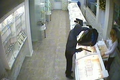 Убийца-грабитель ювелирного магазина в Ревде получил 15 лет