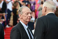 Сатирик Михаил Задорнов вернулся в Россию после лечения в Германии