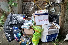 В «Экодворе» рассортировали мусор, принесенный горожанам на Вайнера, 68