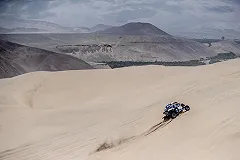 «Спустило колесо, потеряли 10 минут». Карякин рассказал о череде неудач на ралли