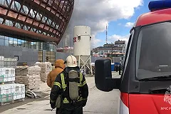 В Екатеринбурге горит ледовая арена УГМК