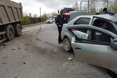 Два человека погибли в аварии с грузовиком в Асбесте (ФОТО)