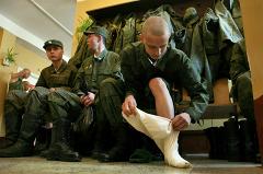 В Госдуме поддержали запрет уклонистам от армии выезжать из России