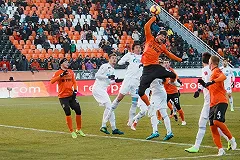 В фантастическом прыжке Погребняк добыл ничью для «Урала» в матче с «Оренбургом»