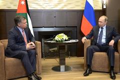 Владимир Путин и Дмитрий Медведев работают в Екатеринбурге