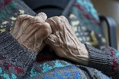 Российский ученый на себе проведет эксперимент по омоложению