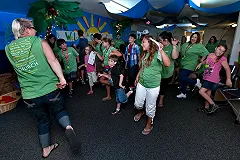 Девочке помешали провезти в лагерь водку, коньяк и полученный за секс амфетамин