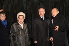 В Екатеринбург на открытие «Масок скорби» приедет Наина Ельцина