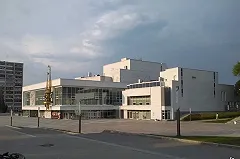 «Реальный театр» распахнул занавес в уральской столице