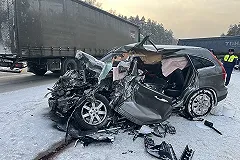 42-летняя водитель автомобиля «Honda CR-V» погибла в ДТП на ЕКАД