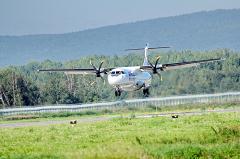 Пилот посадил в Домодедово пассажирский самолет с неработающим шасси