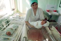 Жительница Челябинска просит взыскать с роддома 3 млн рублей за подмену ребенка