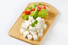 Из российских магазинов может исчезнуть адыгейский сыр