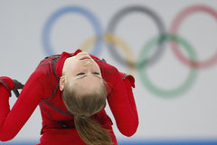 Юлия Липницкая объявила о необходимости покинуть Сочи