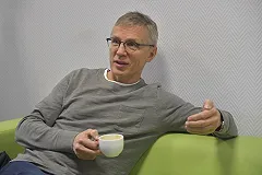 Хоккеист Игорь Ларионов призвал Россию сознаться в допинговых махинациях