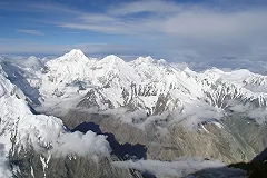 При жесткой посадке вертолета в Таджикистане погиб альпинист из Екатеринбурга