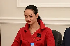 Экс-чиновница Глацких решила снова заняться художественной гимнастикой