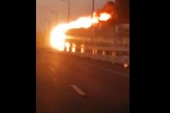 Появилась видеозапись взрыва грузового автомобиля на Крымском мосту
