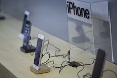 Мобильные операторы снижают цены на iPhone
