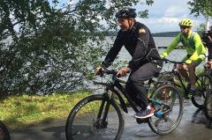 Губернатор Евгений Куйвашев решил продать велосипед