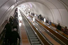 С 1 сентября терминалы в метро стали брать комиссию за пополнение «Екарты»