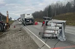 Екатеринбургский дальнобойщик погиб в ДТП на тюменской трассе