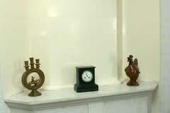 В Шотландии неизвестный наложил в камин