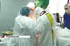 Источник рассказал о семье девочки, которая упала из окна и потеряла ногу