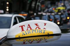 Яндекс: Большинство екатеринбуржцев ездит на такси в аэропорт и торговые центры