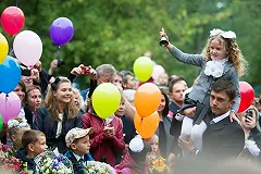 В одну из свердловских школ в этом году пошел один первоклассник