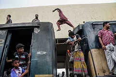 В Екатеринбурге сняли с электропоезда 16-летнего зацепера