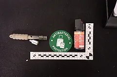 В Екатеринбурге студенты пытались пронести в поезд сигнальный пистолет