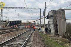 Погибла женщина: под Смоленском обрушился автомобильный мост