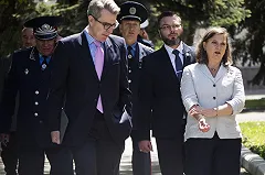 США запросили у России мира