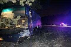 На свердловской трассе произошло смертельное ДТП с автобусом