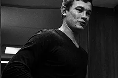 Полицейские задержали актёра Никиту Кологривого