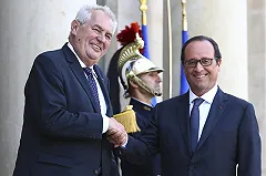 Президент Чехии по-русски призвал Европу отменить санкции против России